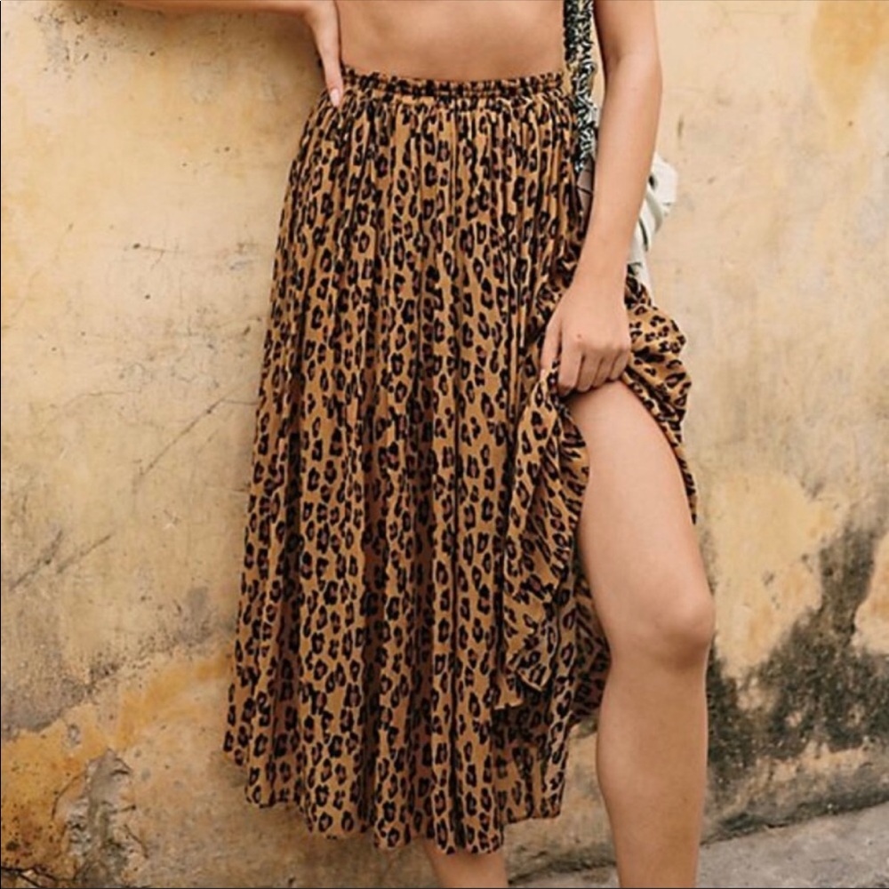 Cheetah Maxi Skirt Chiffon Pleated Slit Medium